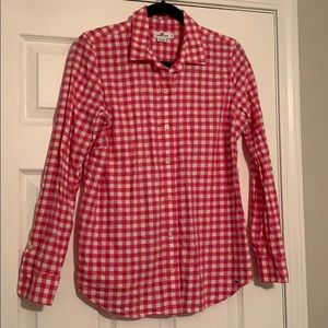 Hot pink and white vineyard vines 8